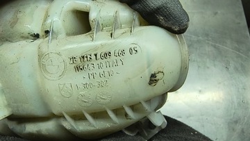 BMW F22 2.0 D N47 NÁDRŽ VYROVNÁVACÍ 7609468