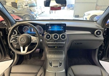 Mercedes GLC C253 2021 Mercedes-Benz GLC 4x4 GLC 300 2.0 Benz 260 KM 2021r 27.000 km Warszawa, zdjęcie 5