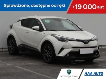 Toyota C-HR I Crossover 1.8 Hybrid 122KM 2016 Toyota C-HR 1.8 Hybrid, Salon Polska, Automat