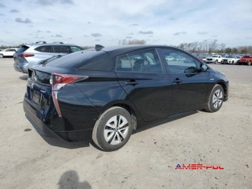 Toyota Prius IV Hatchback 1.8 Hybrid 122KM 2017 Toyota Prius 2017 r., 1,8L od ubezpieczalni 1.8 Hybryda 121KM, zdjęcie 3