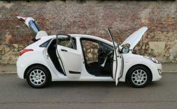 Hyundai i30 II Hatchback 5d 1.4 MPI 100KM 2012 Hyundai i30 Hyundai i30 II -20-lecie -Lampy LED-Czujniki Parkowania-Serwis, zdjęcie 14