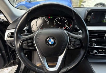 BMW Seria 5 G30-G31 Touring 520d 190KM 2019 BMW Seria 5 2.0D 190KM automat gwarancja FULL LED AUTOMAT navi 2.0, zdjęcie 21