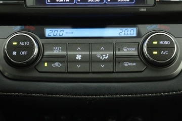 Toyota RAV4 III MPV Facelifting 2.2 D-4D 150KM 2012 Toyota RAV 4 2.2 D-4D, Salon Polska, 4X4, Skóra, zdjęcie 9