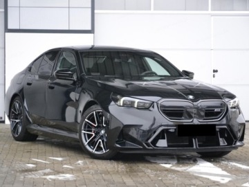 BMW Seria 5 G90-91 M Sedan 4.4 V8 727KM 2025 BMW Seria 5 M5 Sedan 4.4 (727KM) 2025, zdjęcie 3