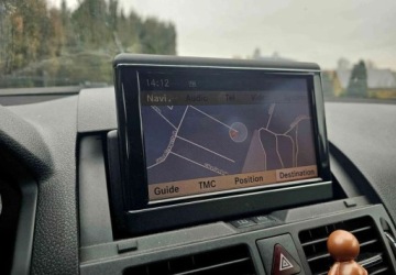 Mercedes Klasa C W204 Limuzyna 1.8 180 CGI BlueEFFICIENCY 156KM 2010 Mercedes-Benz Klasa C Mercedes-Benz Klasa C 180 CGI Automatik BlueEFFICIEN, zdjęcie 21