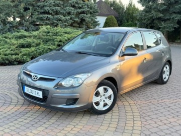 Hyundai i30 I Hatchback 1.4 109KM 2010 Hyundai i30 1.4 109KM Klima Sprawdz 1.4 Benzyna 109KM, zdjęcie 9
