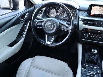Mazda 6 III Sedan Facelifting 2.0 SKYACTIV-G 165KM 2016 Mazda 6 2.0 Skyactiv-G, Salon Polska, zdjęcie 6