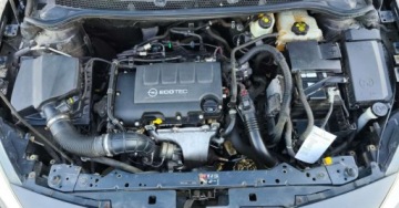 Opel Astra J Sports Tourer 1.4 Turbo ECOTEC 120KM 2011 Opel Astra Opel Astra 1.4 Benzyna 120KM, zdjęcie 33