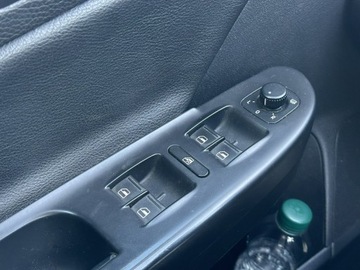 Volkswagen Passat B6 Variant 2.0 TDI 170KM 2006 Volkswagen Passat 2.0 TDI 170KM DSG 2006 Highline, zdjęcie 13