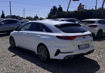 Kia Proceed Shooting Brake 1.4 T-GDI 140KM 2019 Kia ProCeed GT Line 2019r. 1.4 Benzyna 140KM, zdjęcie 2