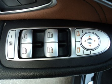 Mercedes GLC C253 2016 Mercedes GLC 250 sprzedam ładnego MERCEDESA GLC, zdjęcie 9