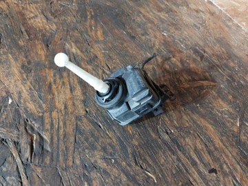 Silnik silniczek regulacji lampy BMW E36 8363925 67168363925