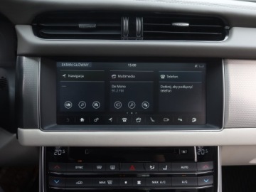 Jaguar XF II Sedan 2.0 i4D 240KM 2017 Jaguar XF 25d AWD, Salon Polska, 237 KM, 4X4, zdjęcie 11
