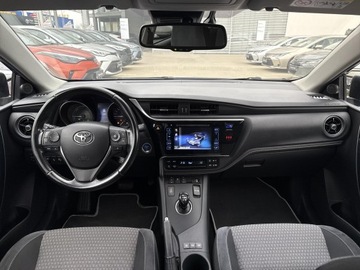 Toyota Auris II Touring Sports Facelifting 1.8 Hybrid 136KM 2018 Toyota Auris Hybrid 135 Selection II (2012-) Hybri, zdjęcie 10