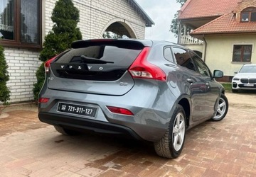 Volvo V40 II Hatchback Facelifting 2.0 D2 120KM 2018 Volvo V40 Swiatla Led 2.0 Diesel 120KM, zdjęcie 6