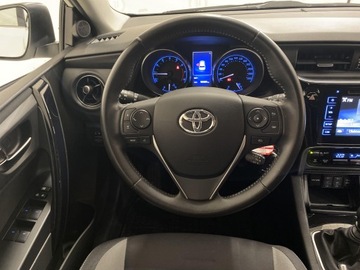 Toyota Auris II Hatchback 5d Facelifting 1.6 Valvematic 132KM 2015 Toyota Auris 1.6 Comfort II (2012-) Toyota Auris 1, zdjęcie 11