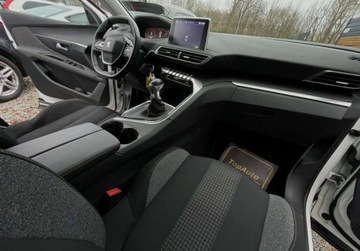 Peugeot 3008 II Crossover 1.2 PureTech 130KM 2017 Peugeot 3008 II LED 1.2 e-THP 130KM gwarancja MANUAL 1.2 Benzyna, zdjęcie 14