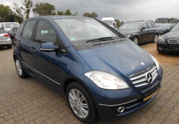 Mercedes Klasa A W169 Coupe 1.7 170 116KM 2008 Mercedes-Benz Klasa A Mercedes-Benz Klasa A W169 1.7 benzyna 115 KM 1.7, zdjęcie 2