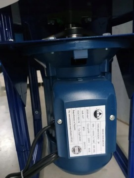 Электрический измельчитель свеклы, тыквы и кабачков Mria