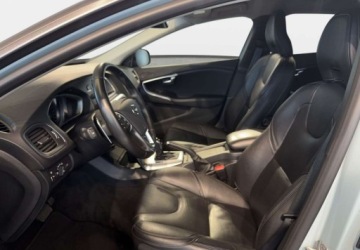 Volvo V40 II Hatchback Facelifting 2.0 T5 245KM 2018 Volvo V40 Inscription 2.0 T5 245KM automat 2018 r., Salon PL, HAK 2.0 245KM, zdjęcie 14