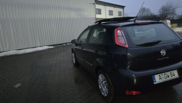 Fiat Punto Punto 2012 Hatchback 3d 1.4 MultiAir 16v 105KM 2012 Fiat Punto Evo, zdjęcie 9