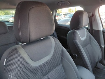 Citroen C4 II 2018 Citroen C4 Navi Klimatronik Martwe pola 2x PDC Alu 1.6 Diesel 100KM, zdjęcie 14