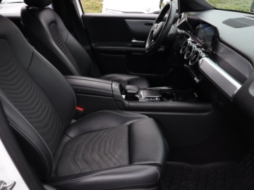 Mercedes GLB SUV 2.0 180d 116KM 2021 Mercedes GLB GLB 180 d, Salon Polska, zdjęcie 8