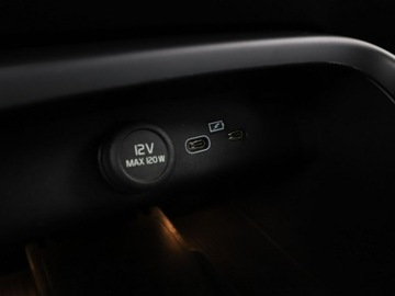Volvo XC40 Crossover Facelifting 2.0 B3 163KM 2023 Volvo XC 40 FV23 2.0 B4 Core Automat Tempomat, zdjęcie 29