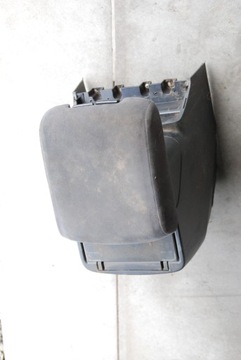 LOKETNÍ OPĚRKA 5D MITSUBISHI PAJERO IV 07R