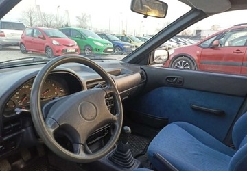 Suzuki Swift III Sedan 1.3 i 68KM 1998 Suzuki Swift Suzuki Swift 1.3 Benzyna 68KM, zdjęcie 6