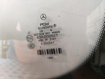 MERCEDES BENZÍN C W205 SKLO (OKNO) PŘEDNÍ AS1
