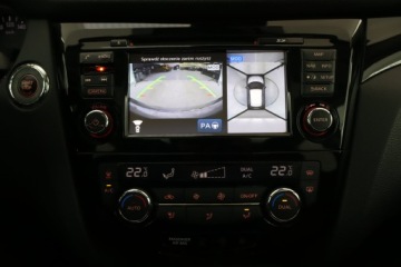 Nissan Qashqai II Crossover 1.6 dCi 130KM 2017 Nissan Qashqai 1.6 dCi, Skóra, Navi, Klima, zdjęcie 16