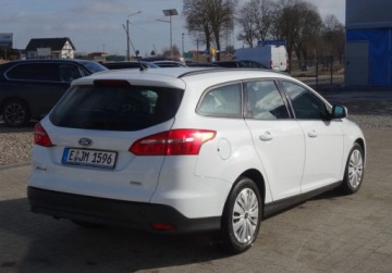Ford Focus III Kombi Facelifting 1.0 EcoBoost 100KM 2015 Ford Focus 1.0BENZ Bezwypoadkowy Oplacony Super Stan Benzyna 100KM, zdjęcie 9
