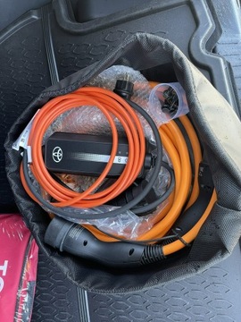 Toyota C-HR II SUV Plug-In 2.0  223KM 2025 Toyota C-HR Hybrid PlugIN Kamery360 Podgrz. Skóra, zdjęcie 7