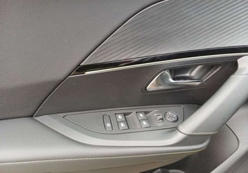 Peugeot 2008 2023 Peugeot 2008 GT 130KM Automat I wl. DEMO Gwarancja FV23 1.2 130KM, zdjęcie 19