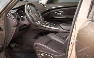 Renault Espace V Van 1.8 Energy TCe 225KM 2018 Renault Espace Renault Espace 1.8 TCe FAP Initiale Paris EDC 1.8 Benzyna, zdjęcie 13