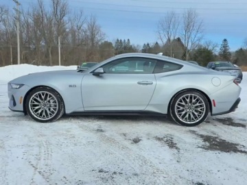 Ford Mustang VI Fastback Facelifting 5.0 Ti-VCT 450KM 2024 Ford Mustang Gt Premium Fastback 2024 5.0 Benzyna 450KM, zdjęcie 2