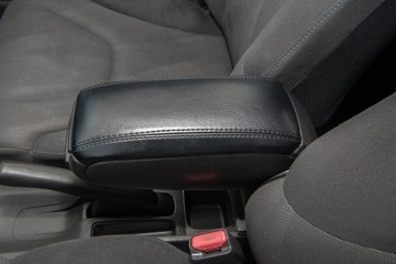 HONDA JAZZ III 2008-2014 LOKETNÍ OPĚRKA ČERNÁ