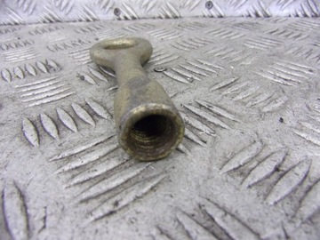 UCHO TAŽENÍ FIAT SIENA 1