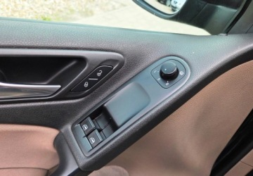 Volkswagen Golf VI Hatchback 5d 1.4 80KM 2009 Volkswagen Golf 1,4 MPI 1.4 Benzyna 80KM, zdjęcie 23