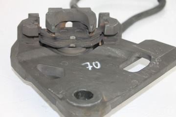 YAMAHA ROADLINER STRATOLINER 1900 ЗАДНИЙ ЗАЖИМ