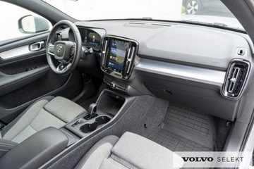 Volvo XC40 Crossover Facelifting 2.0 B4 197KM 2024 Volvo XC 40 Volvo XC40 B4 197KM FV23% - Gwaranacja, zdjęcie 12