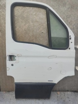 DVEŘE PRAVÝ PŘEDNÍ IVECO DAILY 99-06R 108