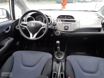 Honda Jazz III 1.2 i-VTEC 90KM 2008 Honda Jazz III 1.2 Klimatyzacja, zdjęcie 6