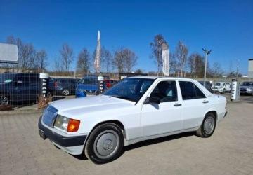 Mercedes 190 2.0 102KM 1989 Mercedes-Benz W201 (190) Mercedes-Benz W201 (190) 2.0 Benzyna 102KM, zdjęcie 6