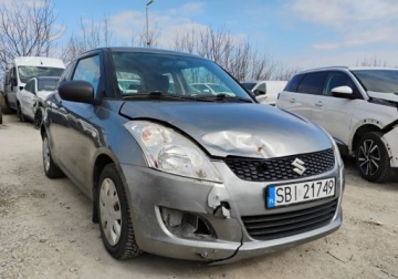 Suzuki Swift V 2011 Suzuki Swift I rej 2012r, 1.2 Benzyna. Delikatnie uszkodzony prawy przod., zdjęcie 2