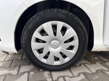 Toyota Yaris III Hatchback 5d Facelifting 2017 1.0 VVT-i 72KM 2019 Toyota Yaris 1.0 Active EU6 III (2011-2019) 1.0 Ac, zdjęcie 24