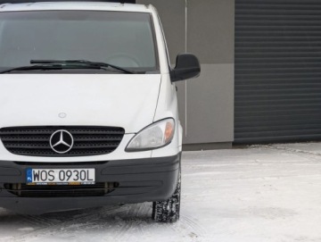 Mercedes Vito W639 Kombi 109 CDI 95KM 2008 Mercedes-Benz Vito Stan techniczny dobry 2.1 Diesel 95KM, zdjęcie 3