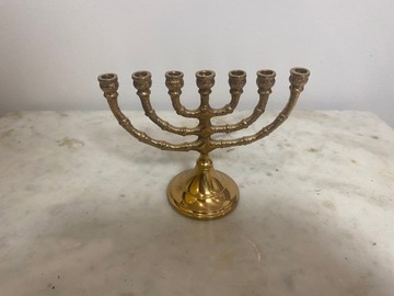 Маленький латунный подсвечник Менора