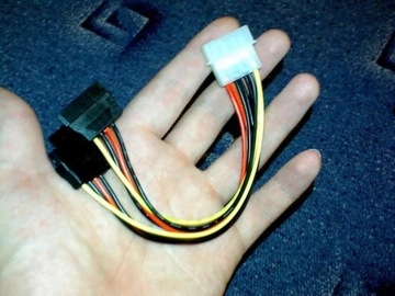 Кабель питания для накопителей molex - 2x SATA 15см